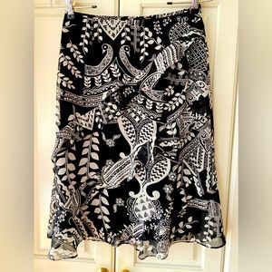 Flounced patterned midi Chiffon Skirt by FansNoFence. Full lined. XS.